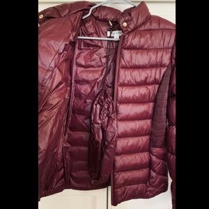 Via Spiga Jackets & Coats - Via Spiga Stand Collar Packable Puffer Coat Via Spiga Jackets & Coats - Via Spiga Stand Collar Packable Puffer Coat
